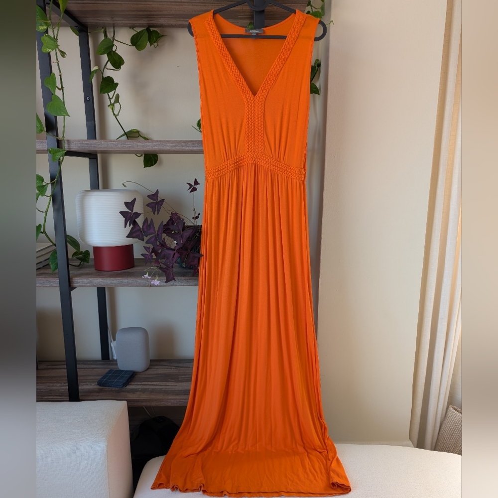 Neiman Marcus Orange Viscose Sleeveless V-Neck Maxi Sundress